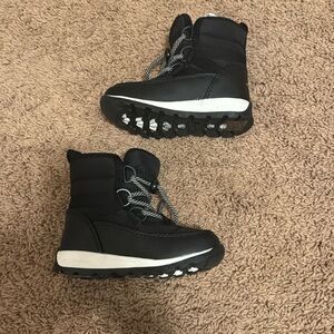 Toddler snow boots